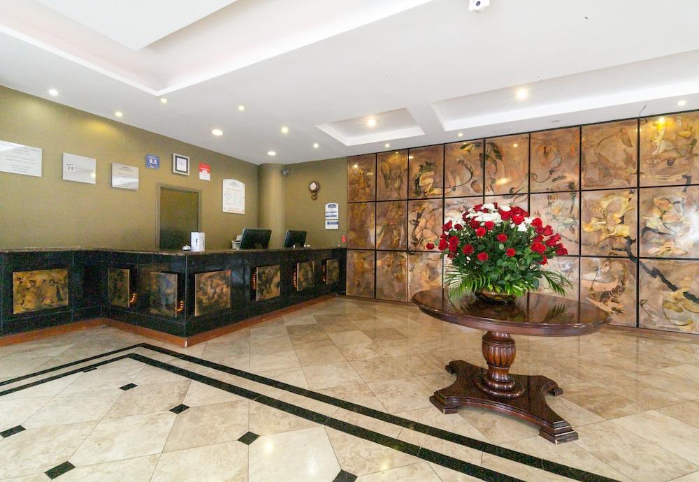Sonesta Hotel Loja Buitenkant foto