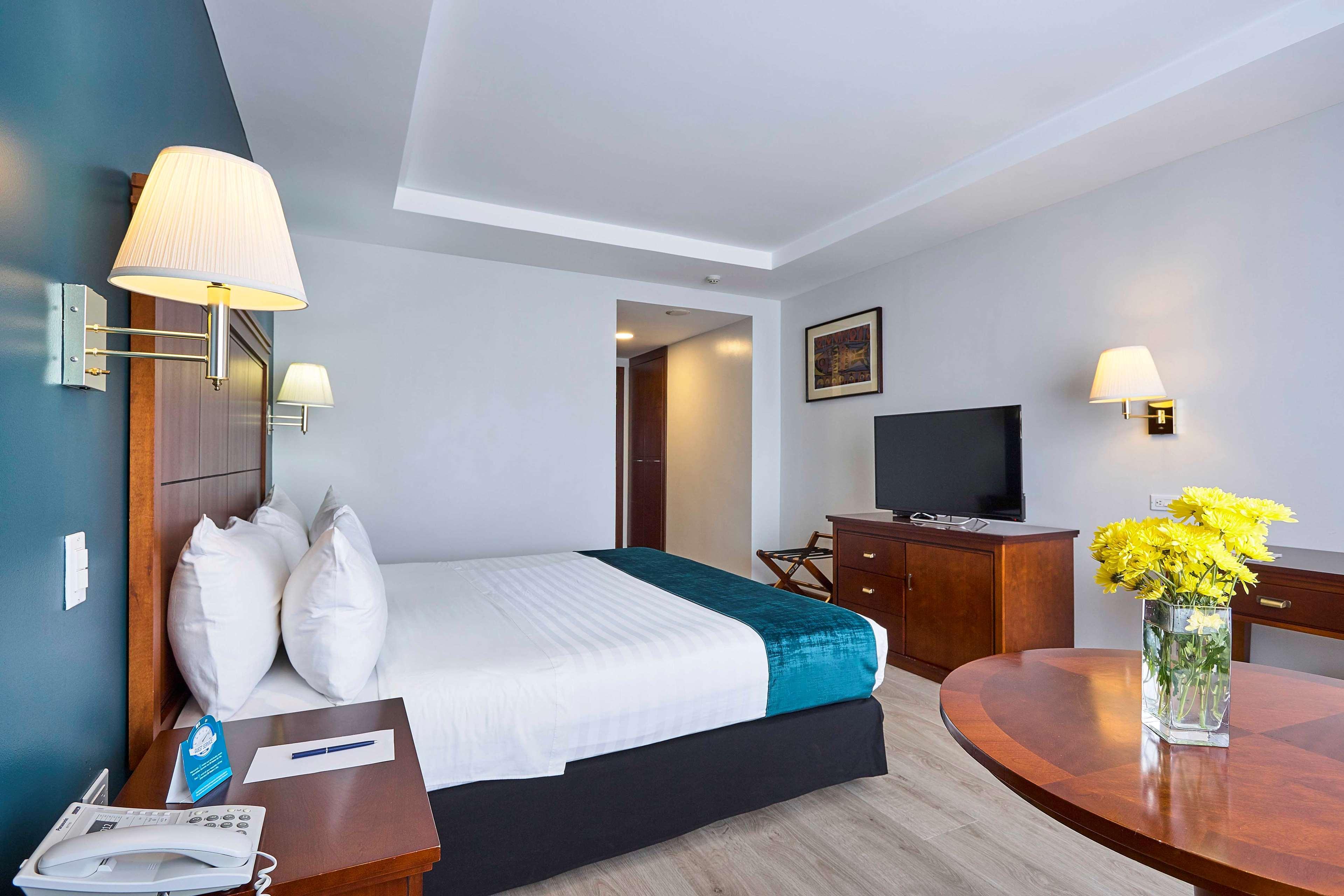 Sonesta Hotel Loja Buitenkant foto