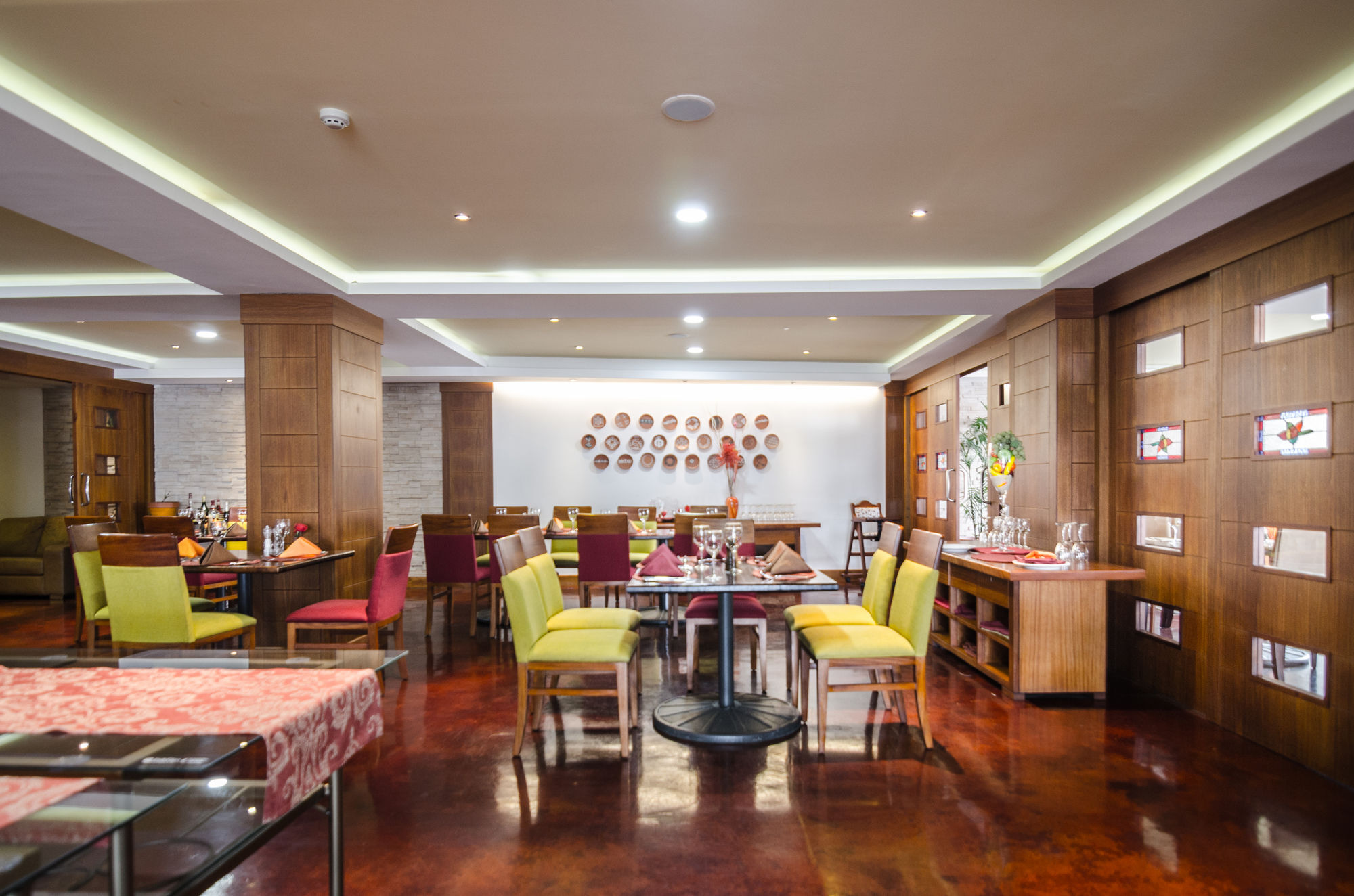 Sonesta Hotel Loja Buitenkant foto